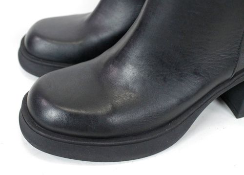 Дамски елегантни боти от естествена кожа в черно – модел Sublime Elegance