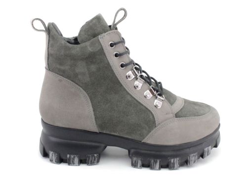 Дамски боти от естествен велур в сиво - модел Ивета