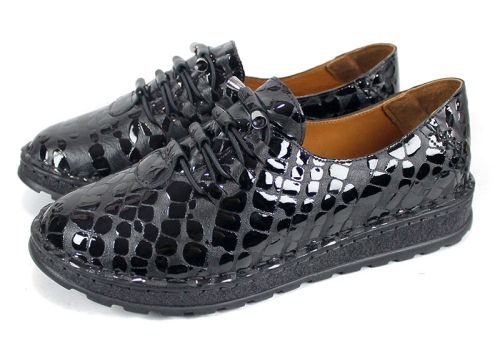 Linea Croco дамски обувки големи размери от естествена кожа с черен лак