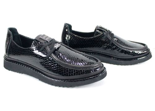 Дамски мокасини Noira Flex големи размери от естествен лак, черни