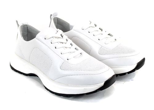 Дамски сникърси от естествена кожа в бяло - модел Aura Move