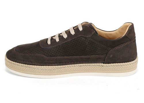 Мъжки обувки Metro Rise от естествен велур в тъмно кафяв цвят с перфорация