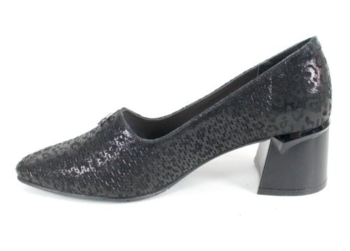 Дамски официални обувки от черна естествена кожа с перфорация и стабилен ток