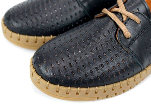 Дамски летни обувки Metro Walk от естествена кожа с перфорация и шито каучуково ходило