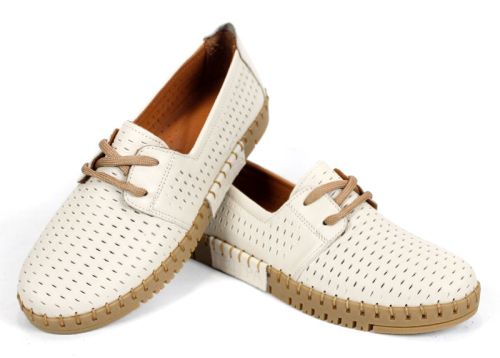 Ежедневни дамски обувки Metro Walk – шито гъвкаво ходило и кожена стелка