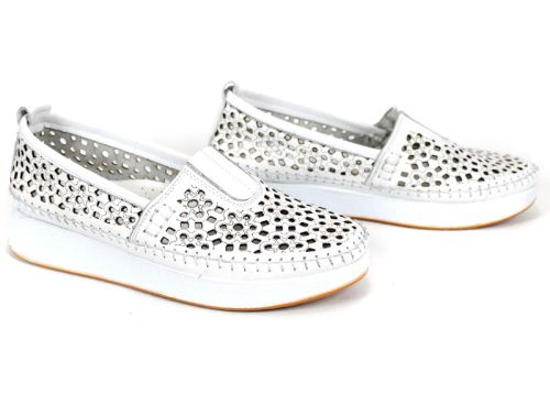 Дамски летни обувки Mira Flow от бяла естествена кожа с перфорация