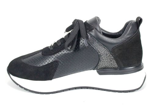 Alba Step – дамски сникърси от естествена кожа и велур в черно