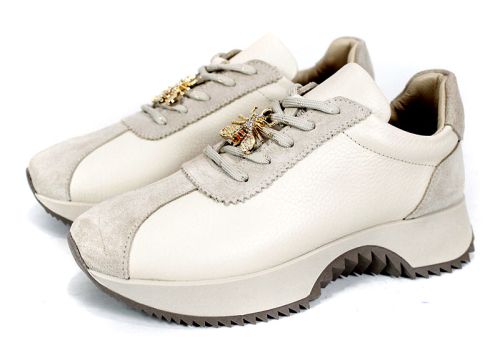 Breeze Line – дамски сникърси от естествена кожа и велур в бежово