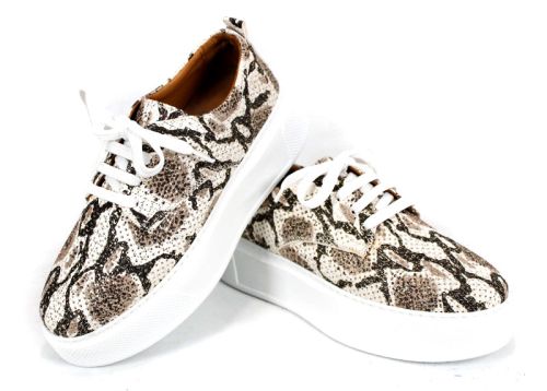 Перфорирани дамски обувки Solea Day от естествена кожа в кафяво