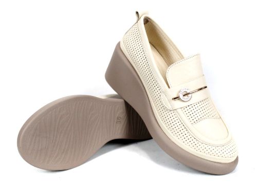 Дамски обувки City Aura с клин платформа в тъмно бежово