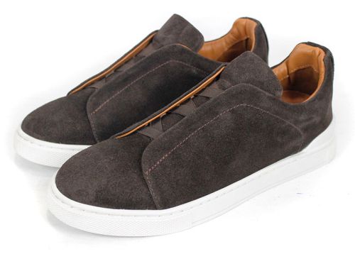 Modo Plain – мъжки ежедневни обувки от естествен велур в тъмно кафяво с бяло ходило