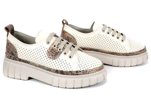 Nova Grace дамски обувки от естествен лак с перфорация и змийски принт