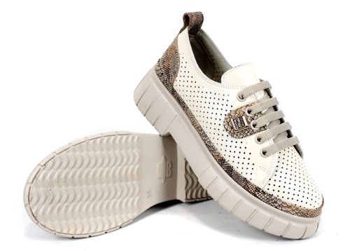 дамски летни обувки Nova Grace от естествен лак със светлокафяв змийски детайл