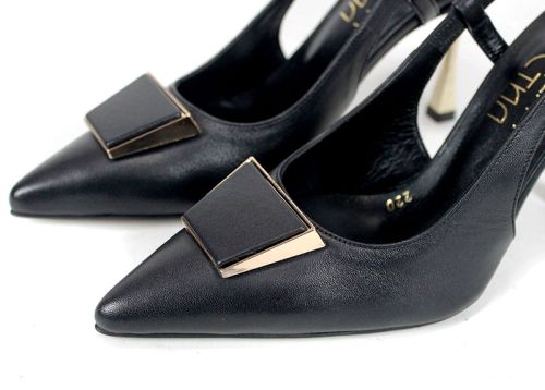 дамски сандали със затворени пръсти Velora Muse черни