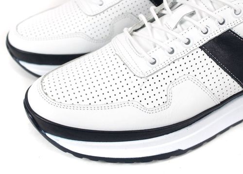 Porto Vento – мъжки спортно-ежедневни обувки от естествена кожа с перфорация в бяло