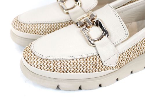 Ravena Sola – дамски лоуфъри от текстил и естествена кожа в бежово