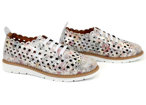 Дамски меки летни обувки от естествена кожа във визон флорал - Модел Агора