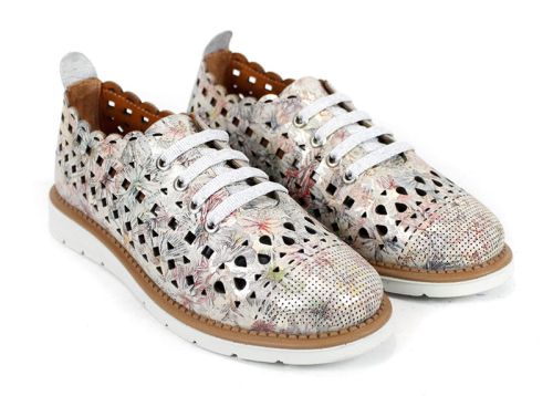 Дамски меки летни обувки от естествена кожа във визон флорал - Модел Агора