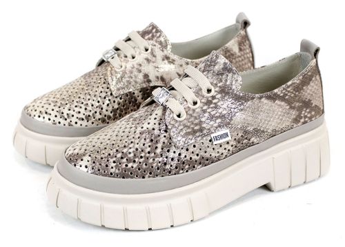 Valmere Line – дамски летни обувки от естествена кожа с перфорация в бежово