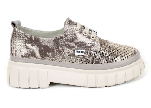 Valmere Line – дамски летни обувки от естествена кожа с перфорация в бежово