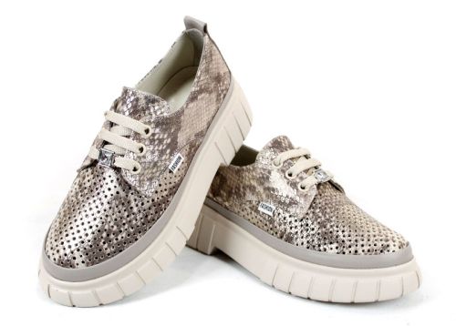 Valmere Line – дамски летни обувки от естествена кожа с перфорация в бежово