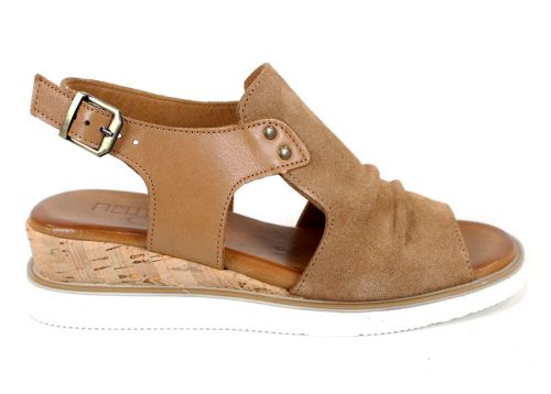 Luna Suave – дамски сандали от естествен велур и естествена кожа в светло кафяво