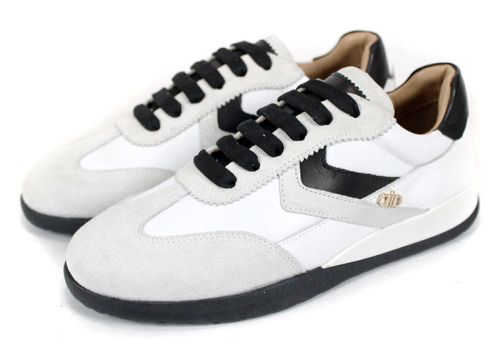 дамски ретро сникърси бяло естествена кожа