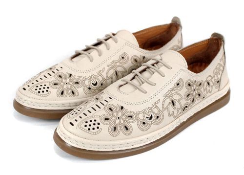 дамски летни обувки естествена кожа бежово перфорация