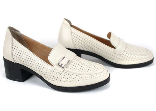 дамски обувки бежови естествена кожа перфорация