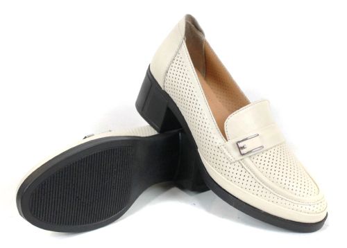 Orlena Vire – дамски летни обувки с нисък ток и перфорация от естествена кожа