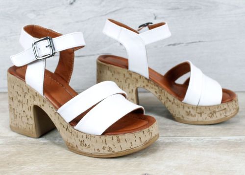 дамски бели сандали на платформа естествена кожа