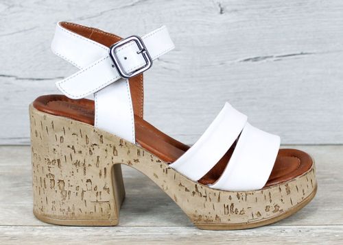 Velora Linea – дамски кожени сандали на платформа в елегантно бяло