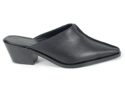 черни дамски обувки тип сабо с ток