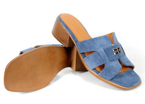 Liora Vento – дамски велурени чехли със стабилен ток в елегантно синьо