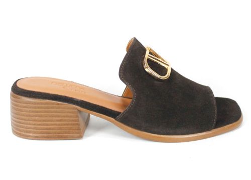 Viora Lume – дамски велурени чехли с елегантен ток в тъмно кафяво