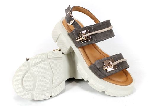 Aveline Lux – дамски сандали от естествен велур в цвят визон с масивно ходило