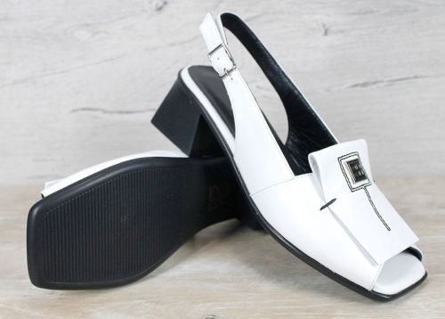 Orlina Vero – дамски сандали на ток от естествена кожа в бяло