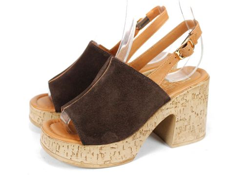 Дамско сабо Dolce Veya с отворени пръсти – естествен велур в тъмно кафяво