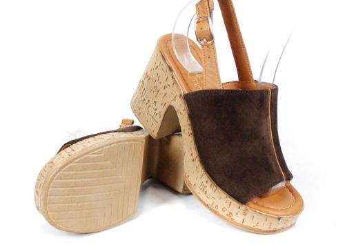 Дамско сабо Dolce Veya с отворени пръсти – естествен велур в тъмно кафяво