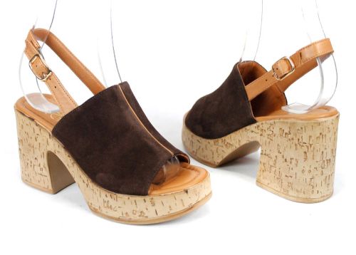 Дамско сабо Dolce Veya с отворени пръсти – естествен велур в тъмно кафяво