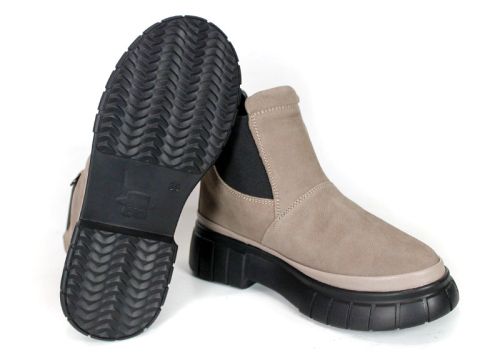 Mila Savelli – Women's Sporty Nubuck Ankle Boots in Mink