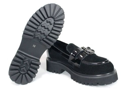 Mira Belle – Women's Loafers in Black Genuine Suede and Leather