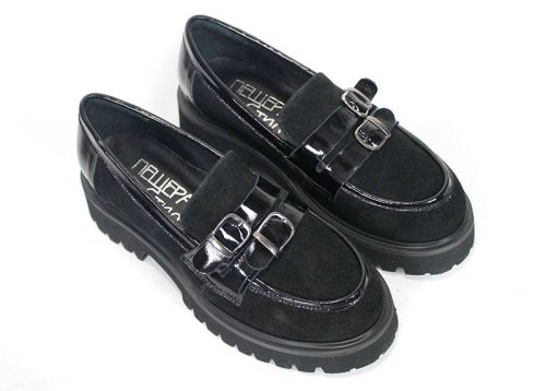 Mira Belle – Women's Loafers in Black Genuine Suede and Leather