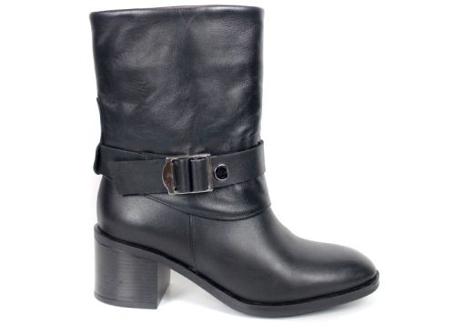 Claudia Venturi women's black genuine leather boots with block heel