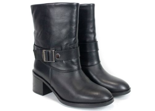 Women's Black Genuine Leather Mid-Calf Boots Claudia Venturi